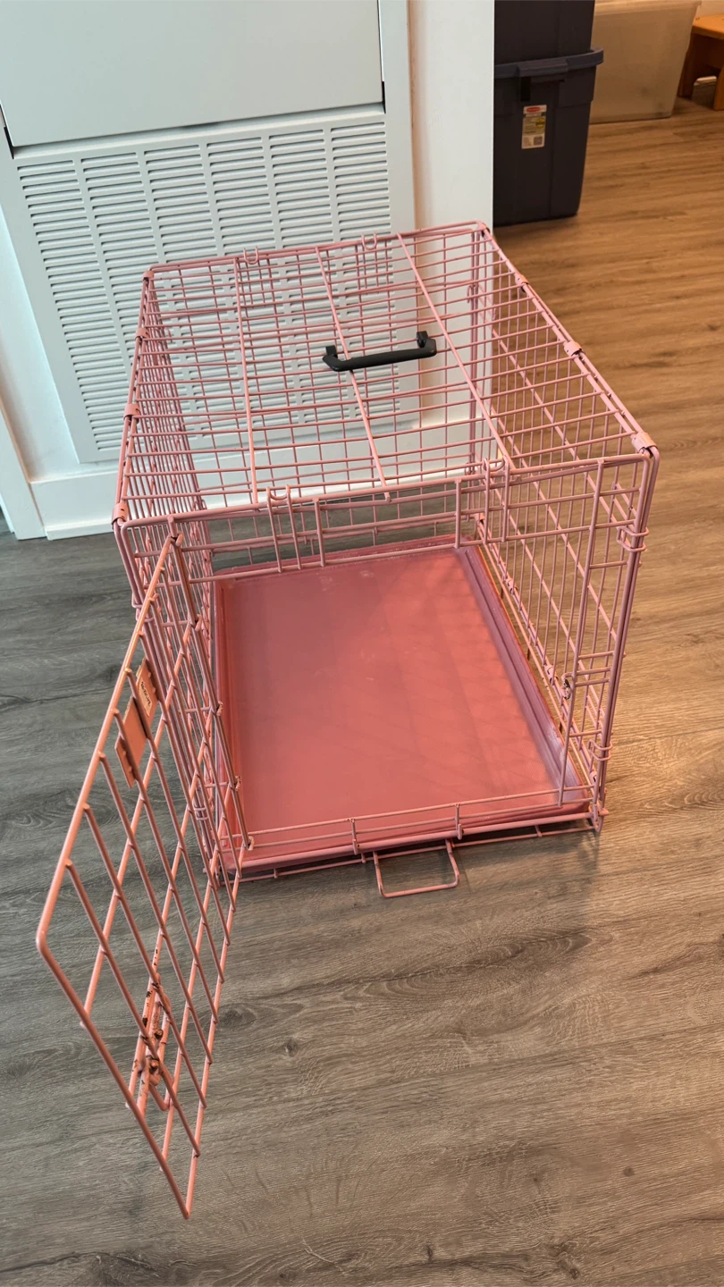 MidWest Homes for Pets Dog Crate 24" L x 18" W x 19" H Pink