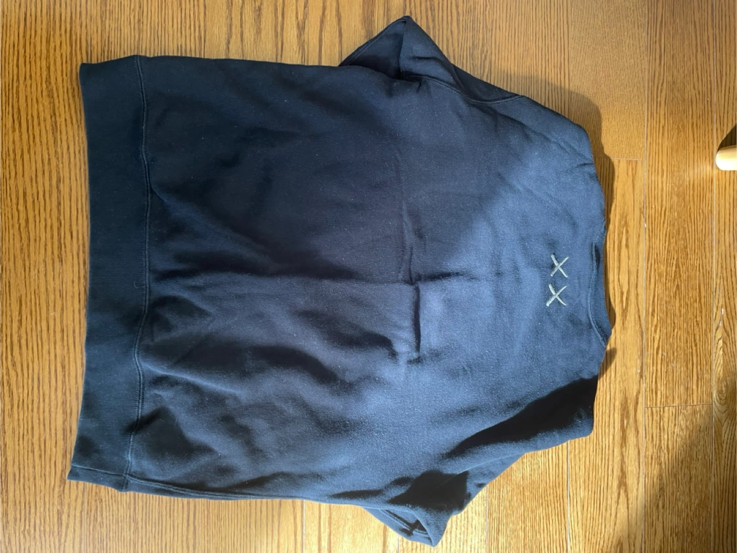 UT x KAWS XX Graphic Crewneck Sweatshirt Navy Blue - photo 2