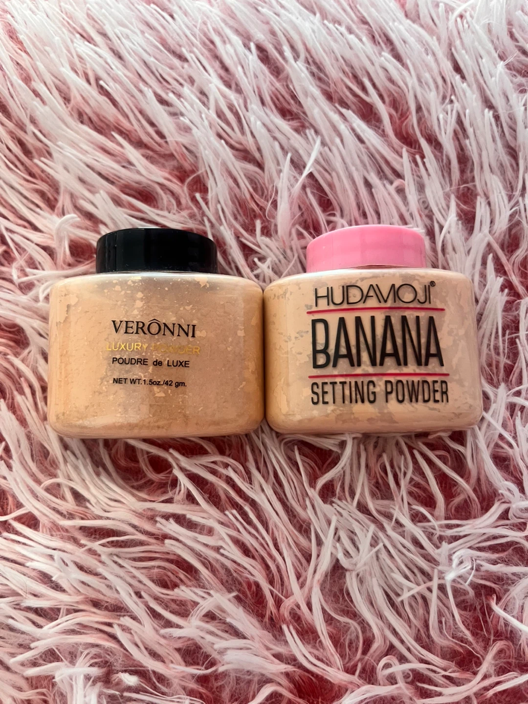 Veronni and Hudamoji Setting Powder Duo
