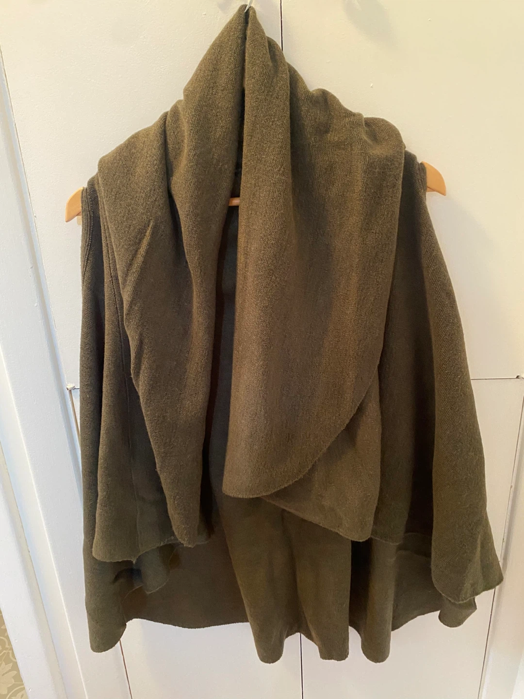 Woman’s Vest - photo 2