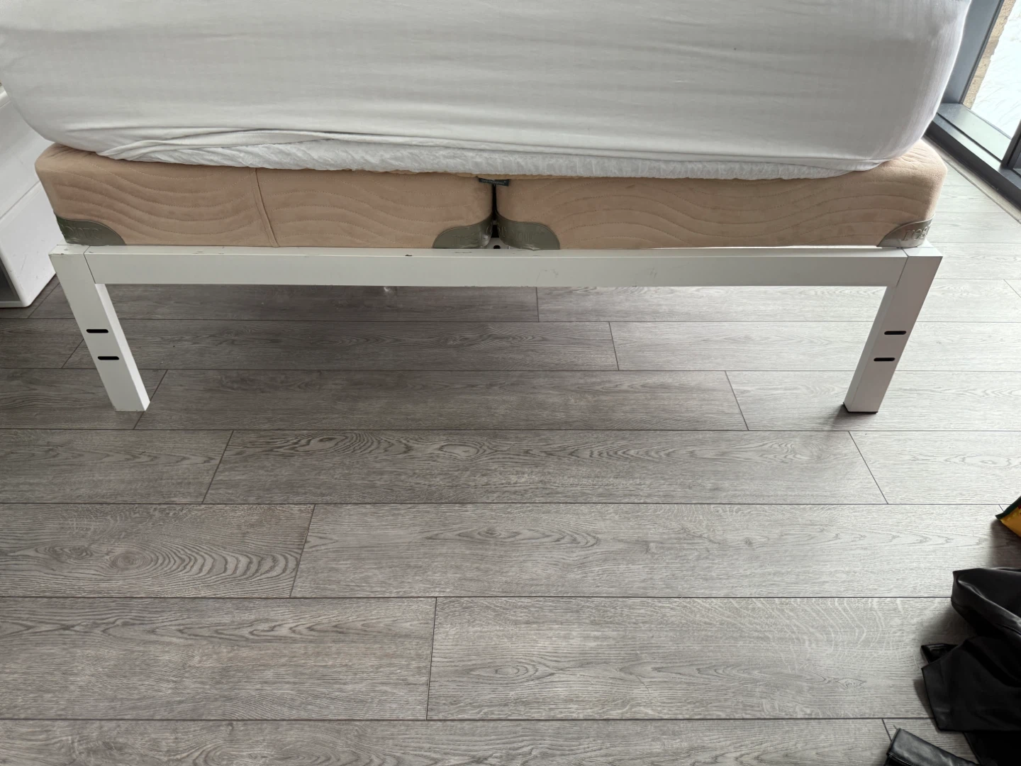2 twin / queen box spring like NEW - photo 2