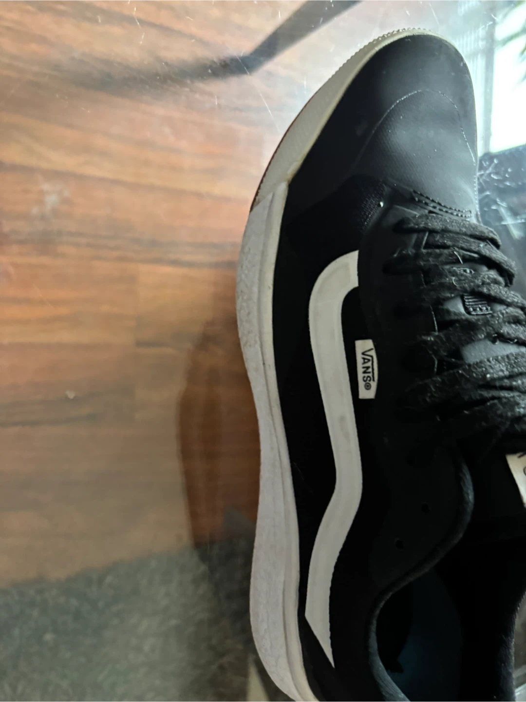 Vans Black ultrarange shoes size 10.5