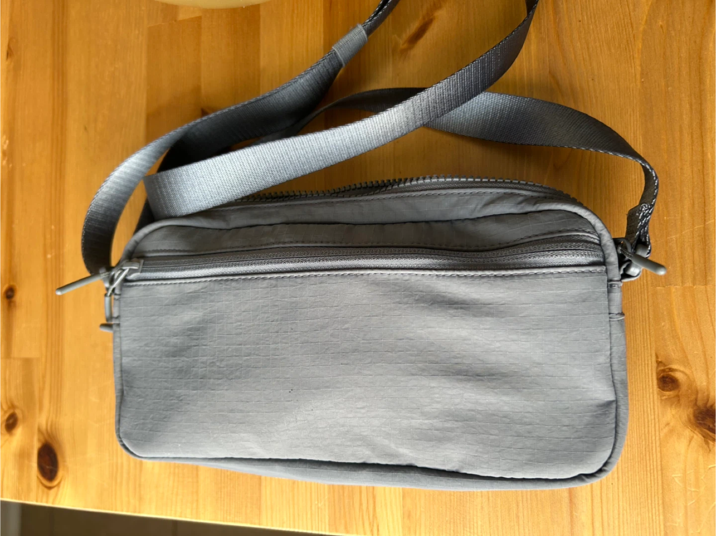 Lululemon Grey Crossbody Bag - photo 2