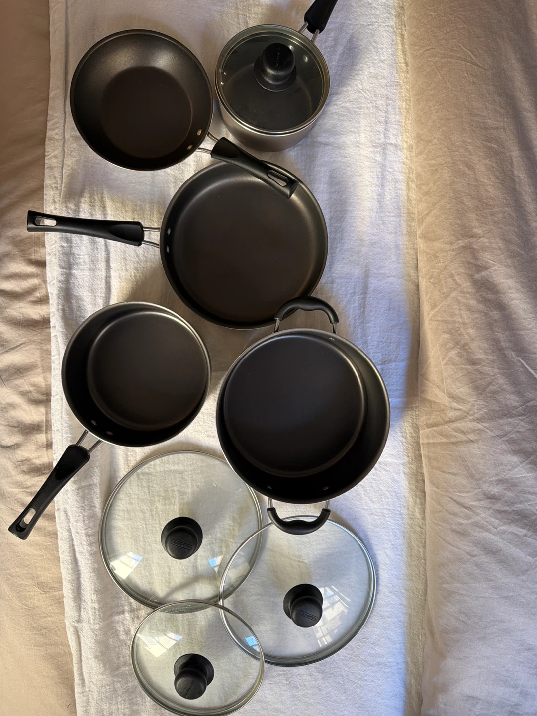 Tramontina Cookware Set with Lids