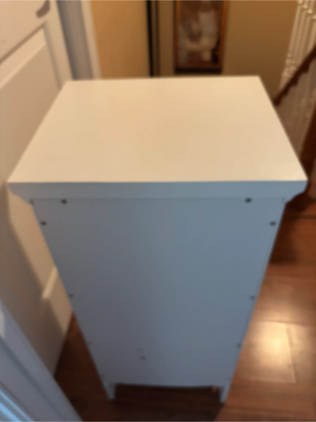White small cabinet/nightstand with drawer and glass door - photo 3