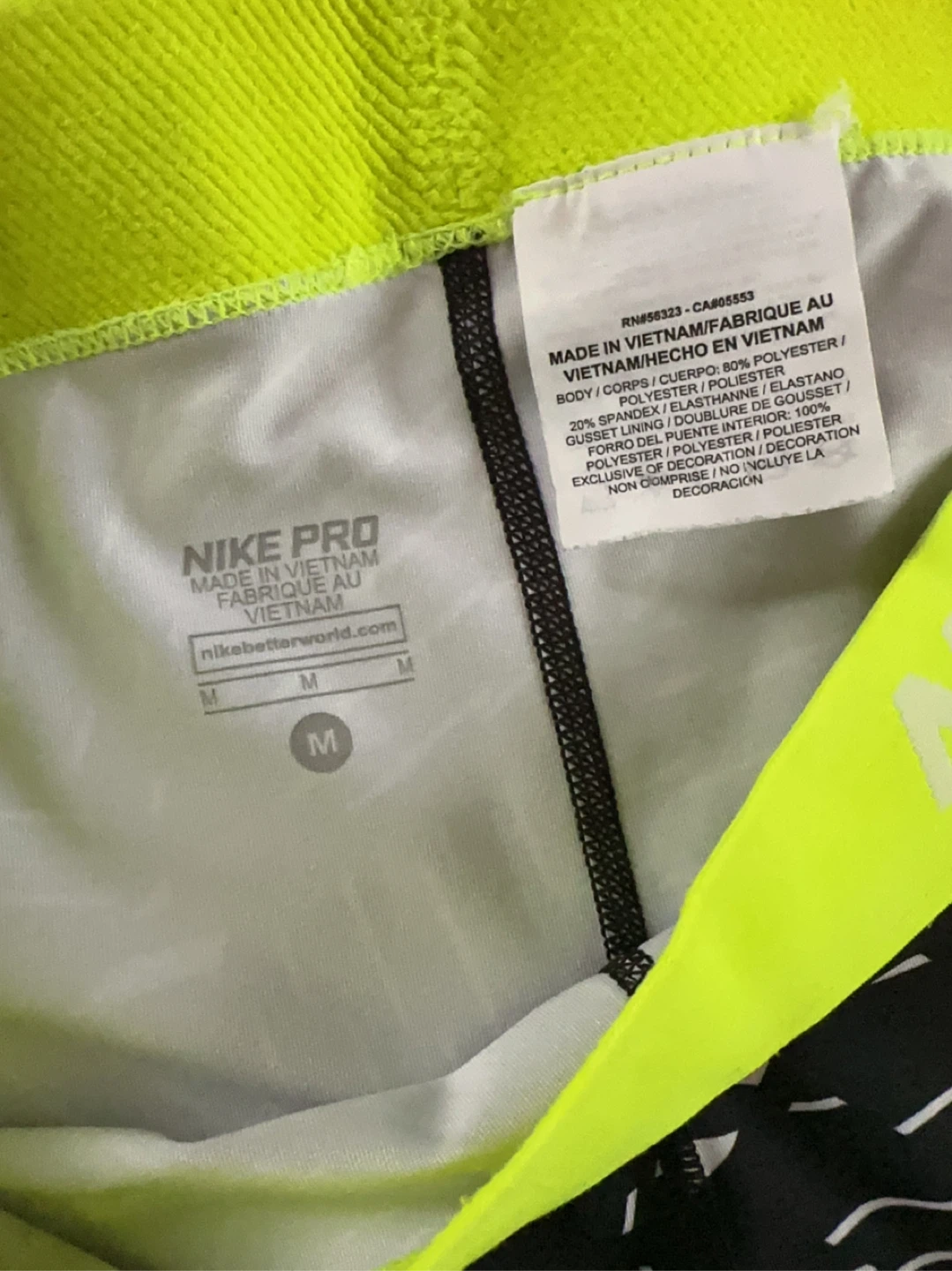 Nike Pro Dri-FIT Capris Black/White/Volt Size M - photo 2