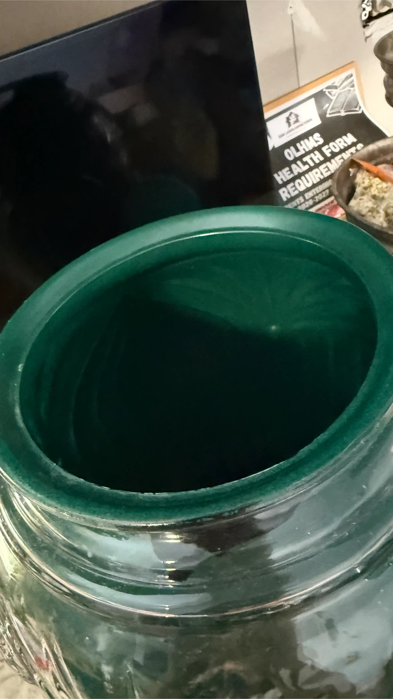 Green Glass Vase with Embossed Design check more photos - photo 2