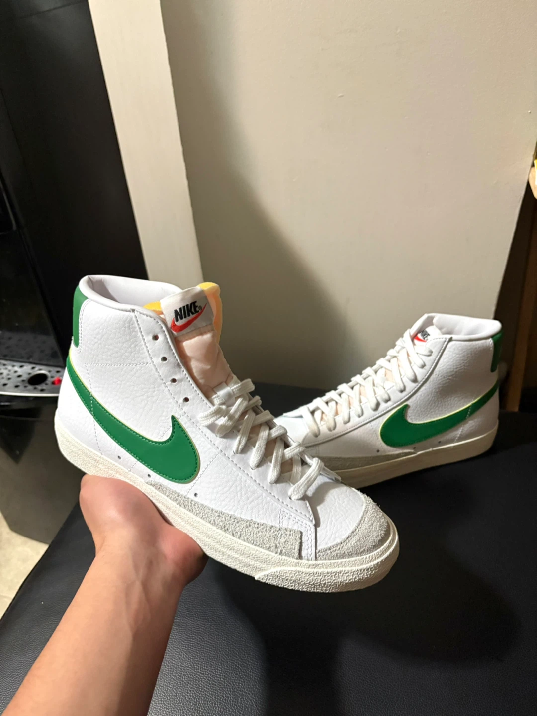 Size: 9.5M | Nike “Blazer Mid 77 Vintage”