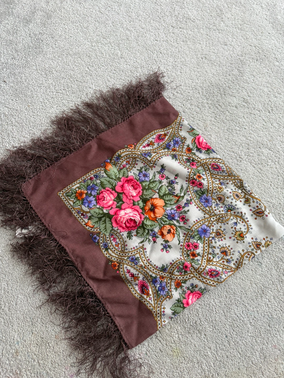 Pavlovo Posad Wool Scarf with Fringed Edges - photo 2