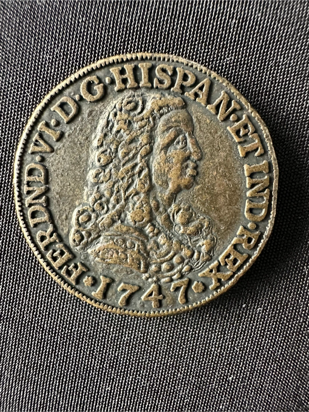 Spanish Gold Doubloon Replica Coin 1747 - photo 2