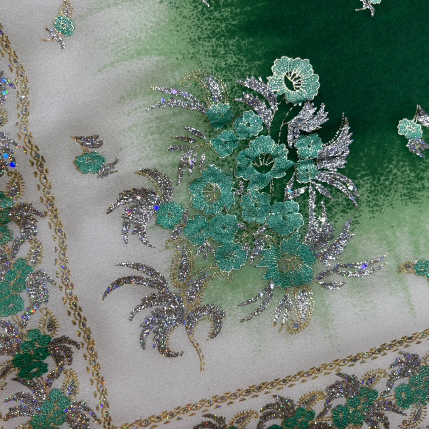 Sparkly Floral Off White Holiday Tablecloth Square 42in - photo 3