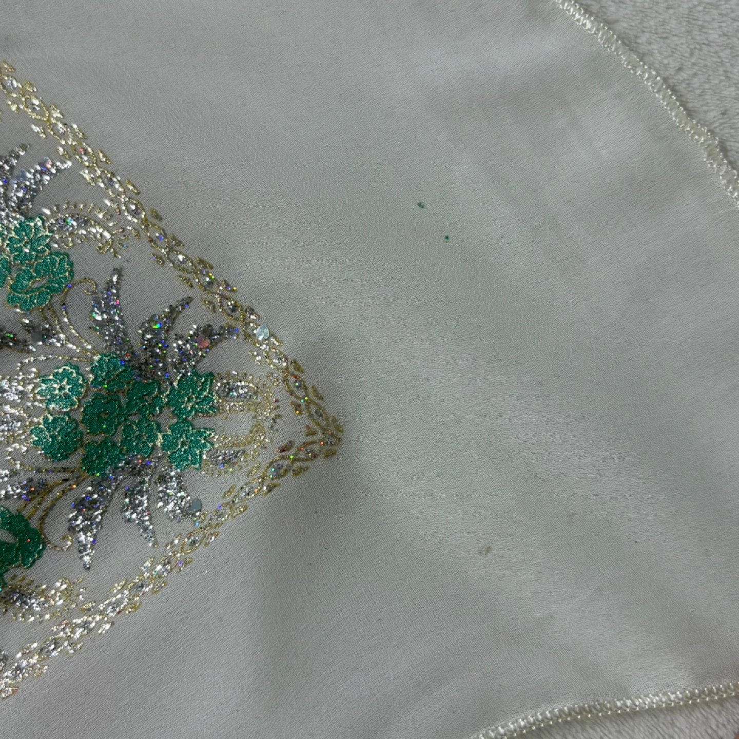 Sparkly Floral Off White Holiday Tablecloth Square 42in - photo 5