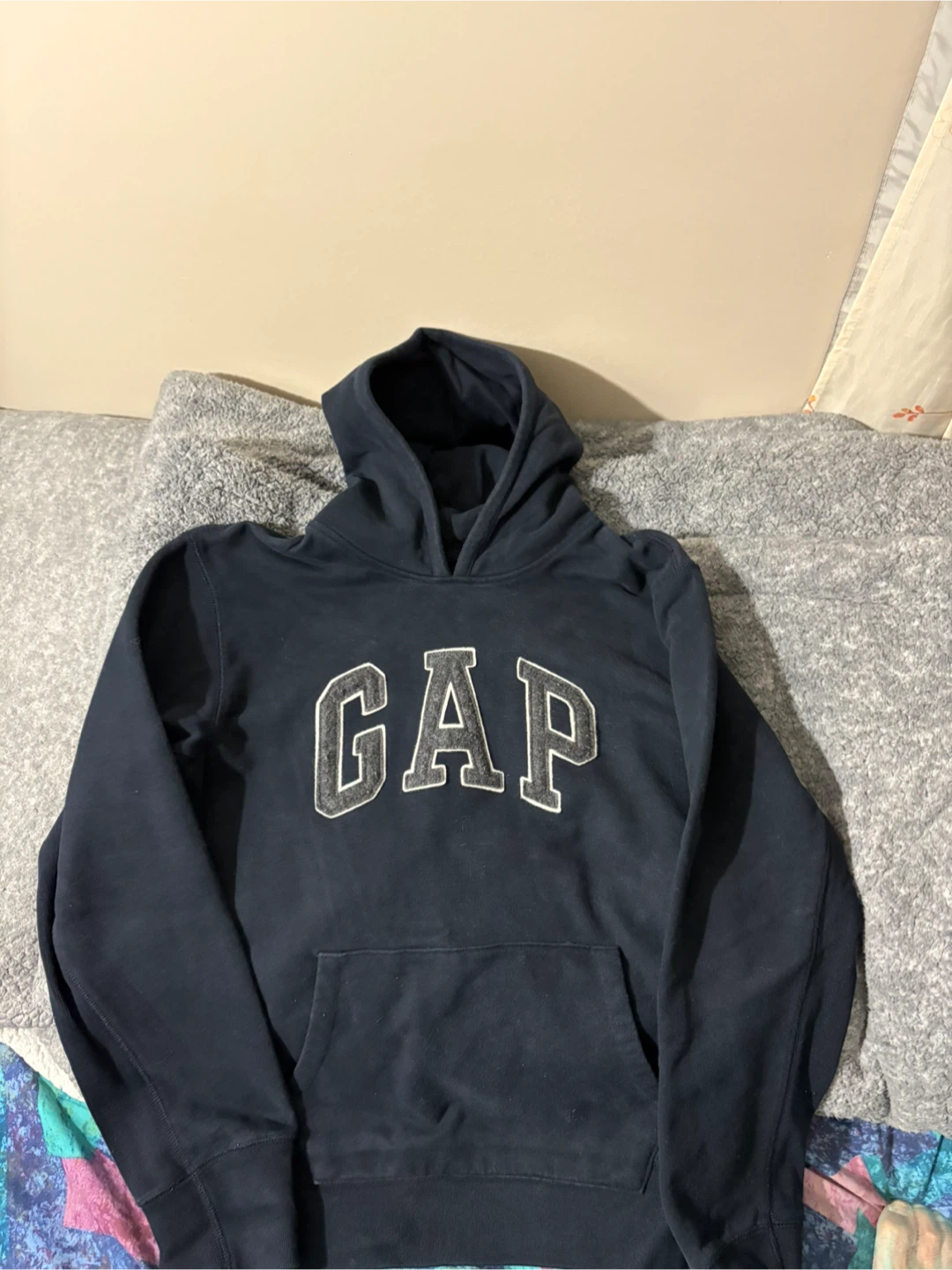 Size: M Men’s “GAP HOODIE NAVY BLUE”
