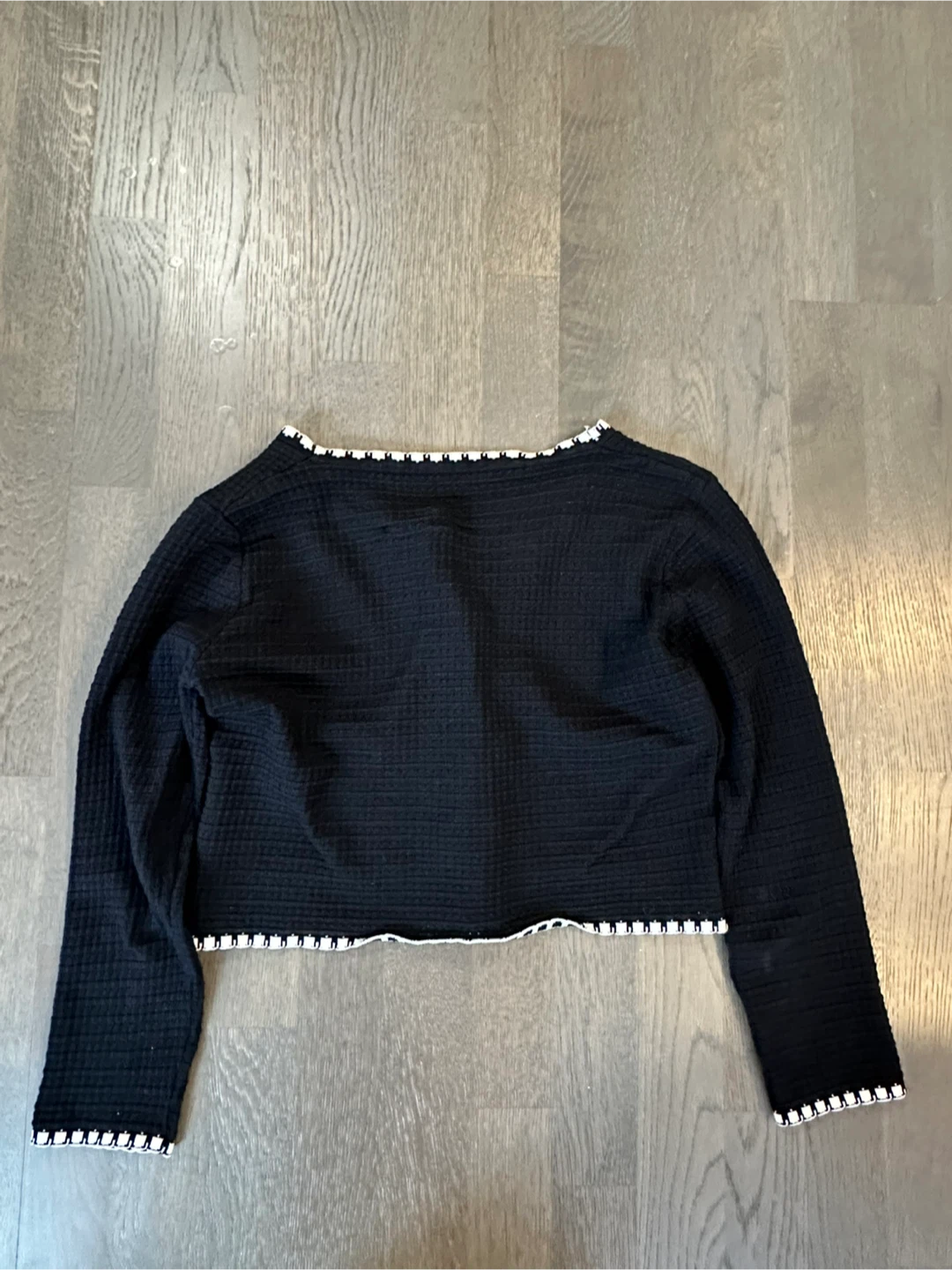 👑 Cropped Cardigan with Gold Buttons - photo 3
