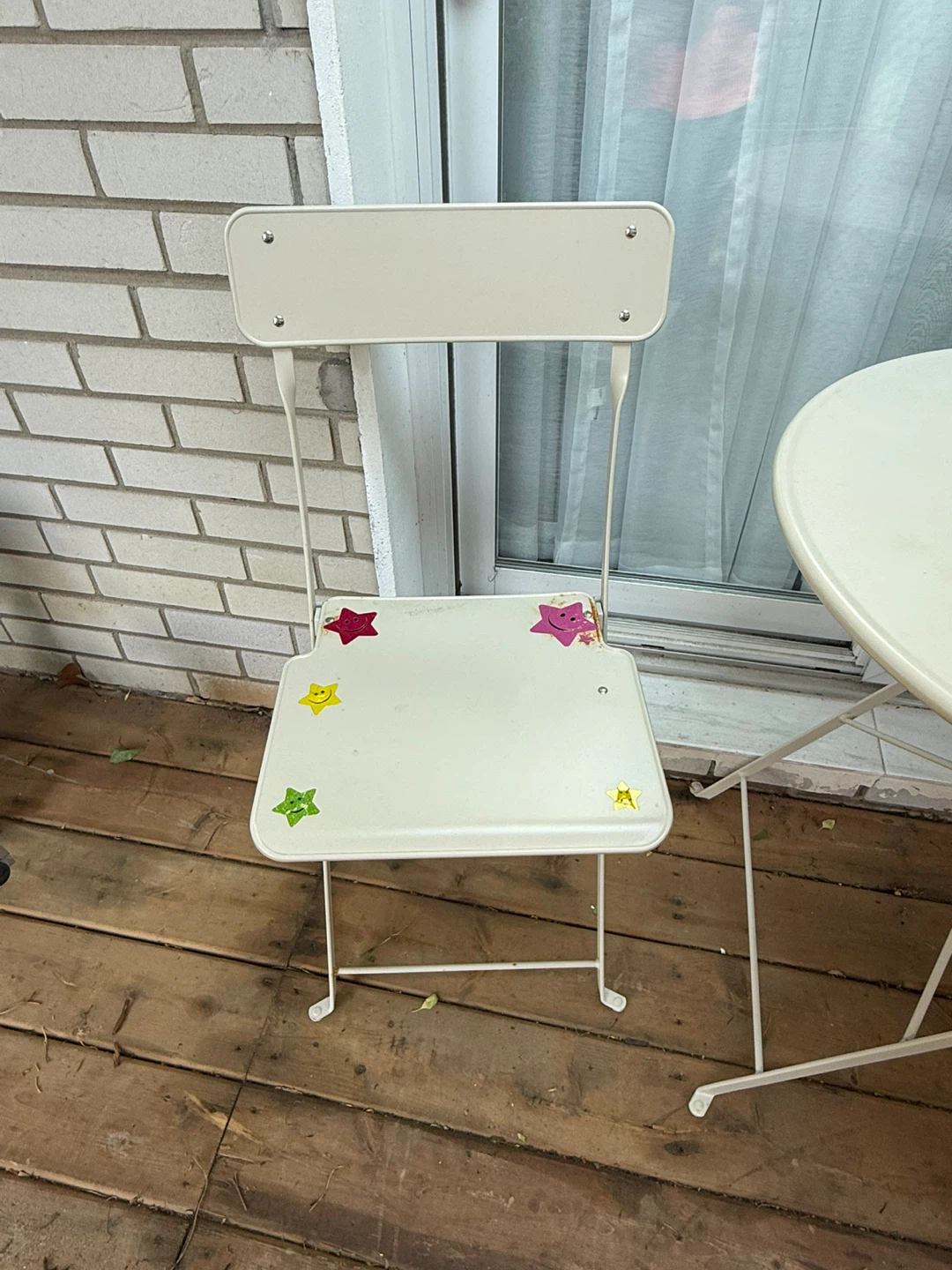 White Metal Bistro Set with 2 Chairs and Round Table - photo 2