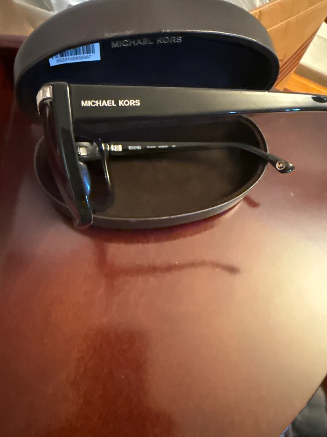 Michael Kors Sunglasses with Case - photo 2