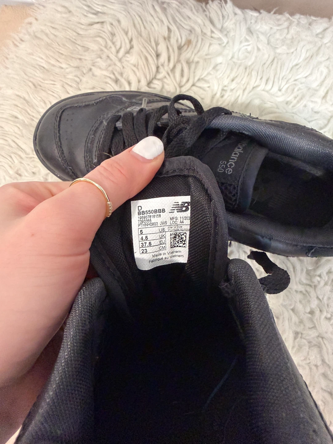 New Balance 550 Black Shoes Size 6 - photo 5