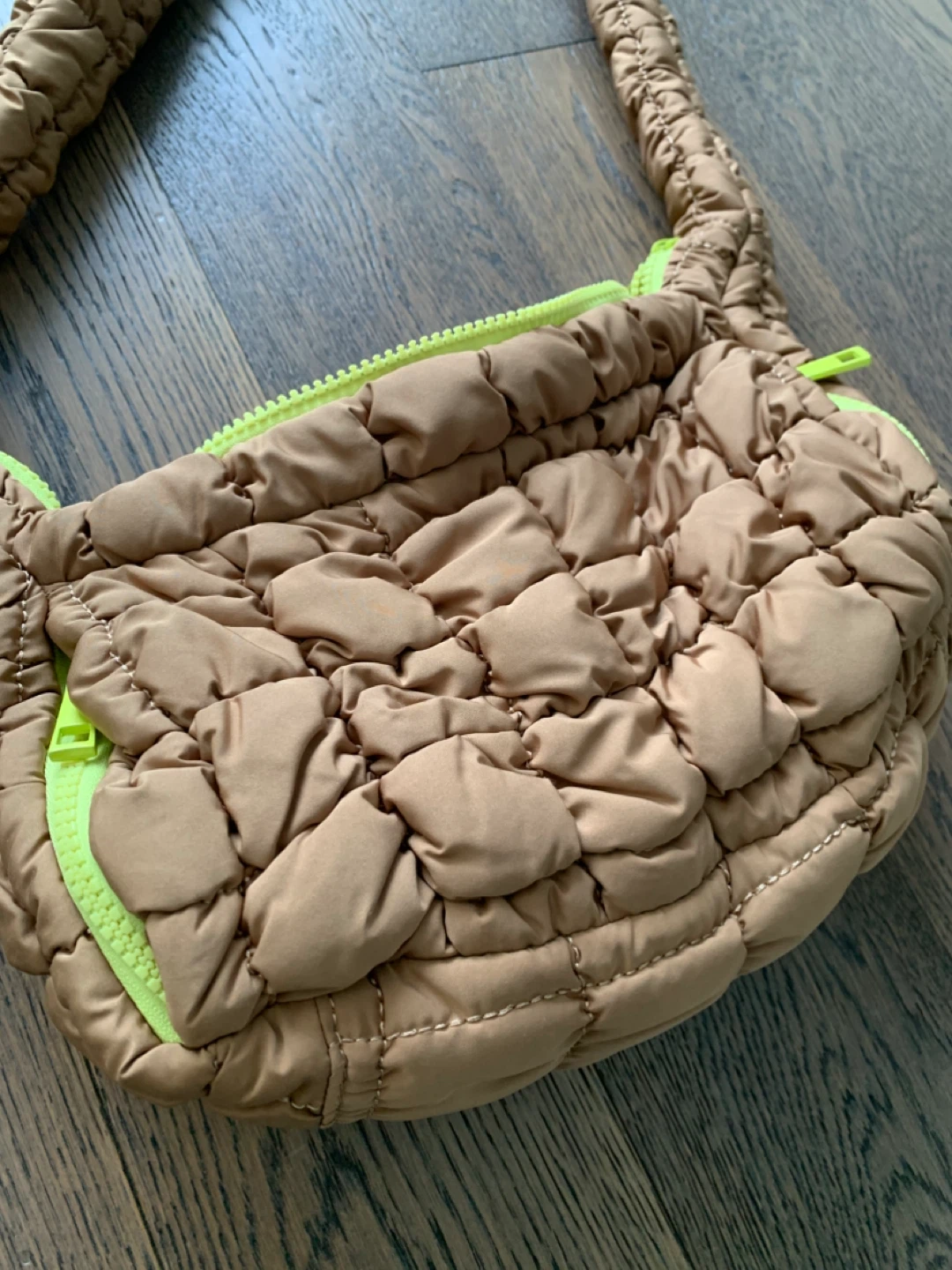 Urban Outfitters Puffer Bag - photo 3