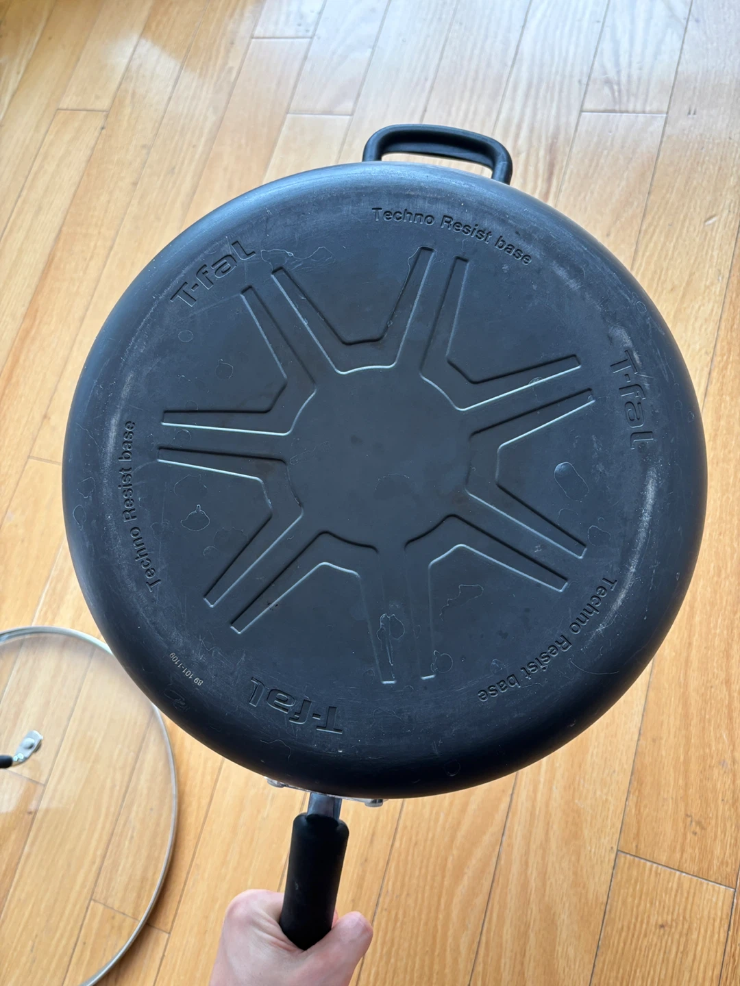 T-fal titanium frying pan with Lid - 12” - photo 3