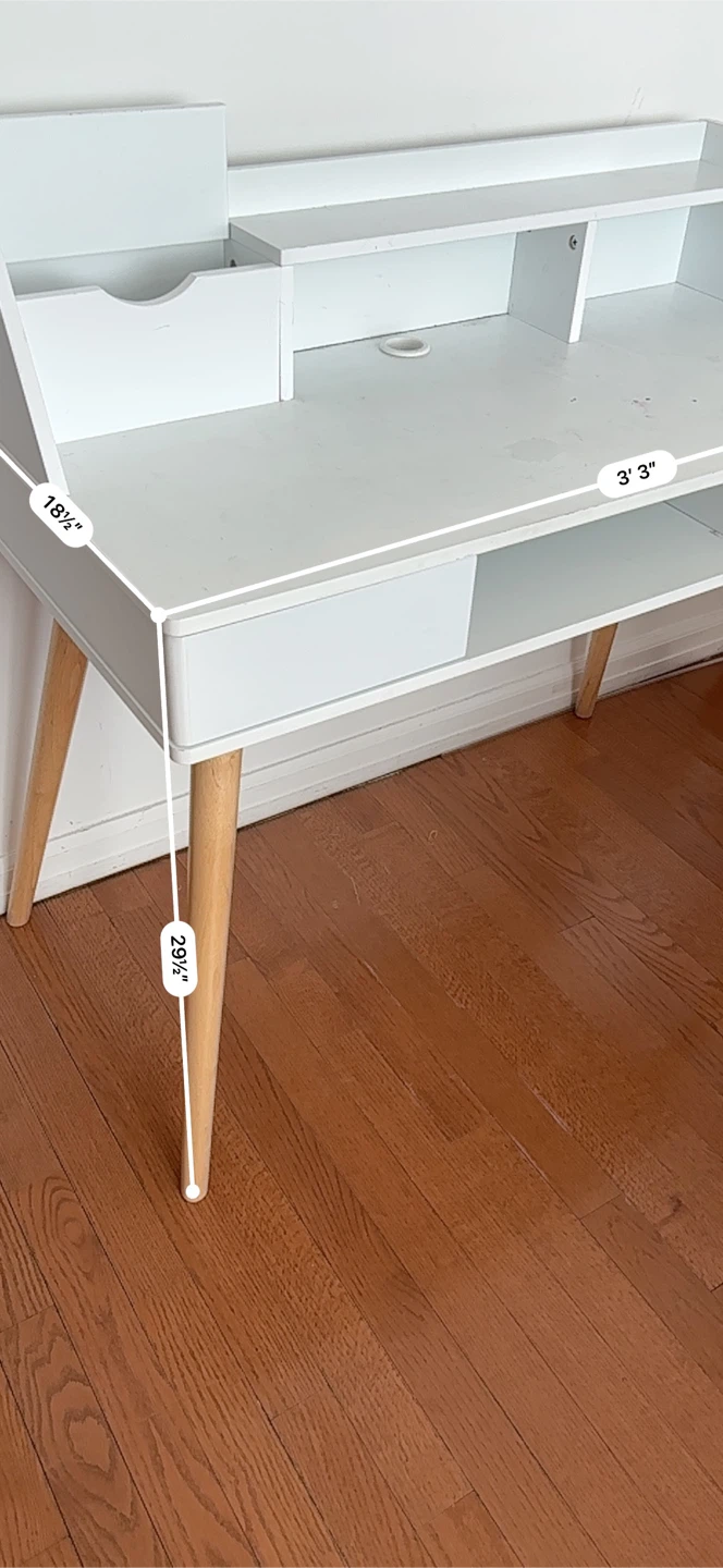 White desk - photo 3