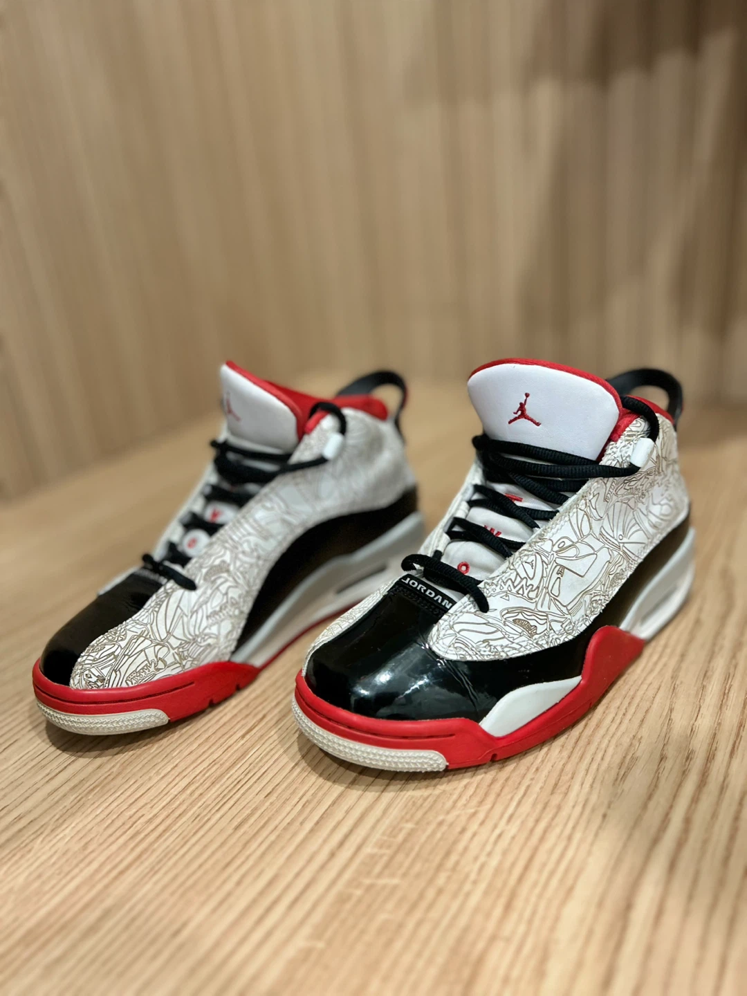 BIG KIDS' AIR JORDAN DUB ZERO "WHITE VARSITY RED"