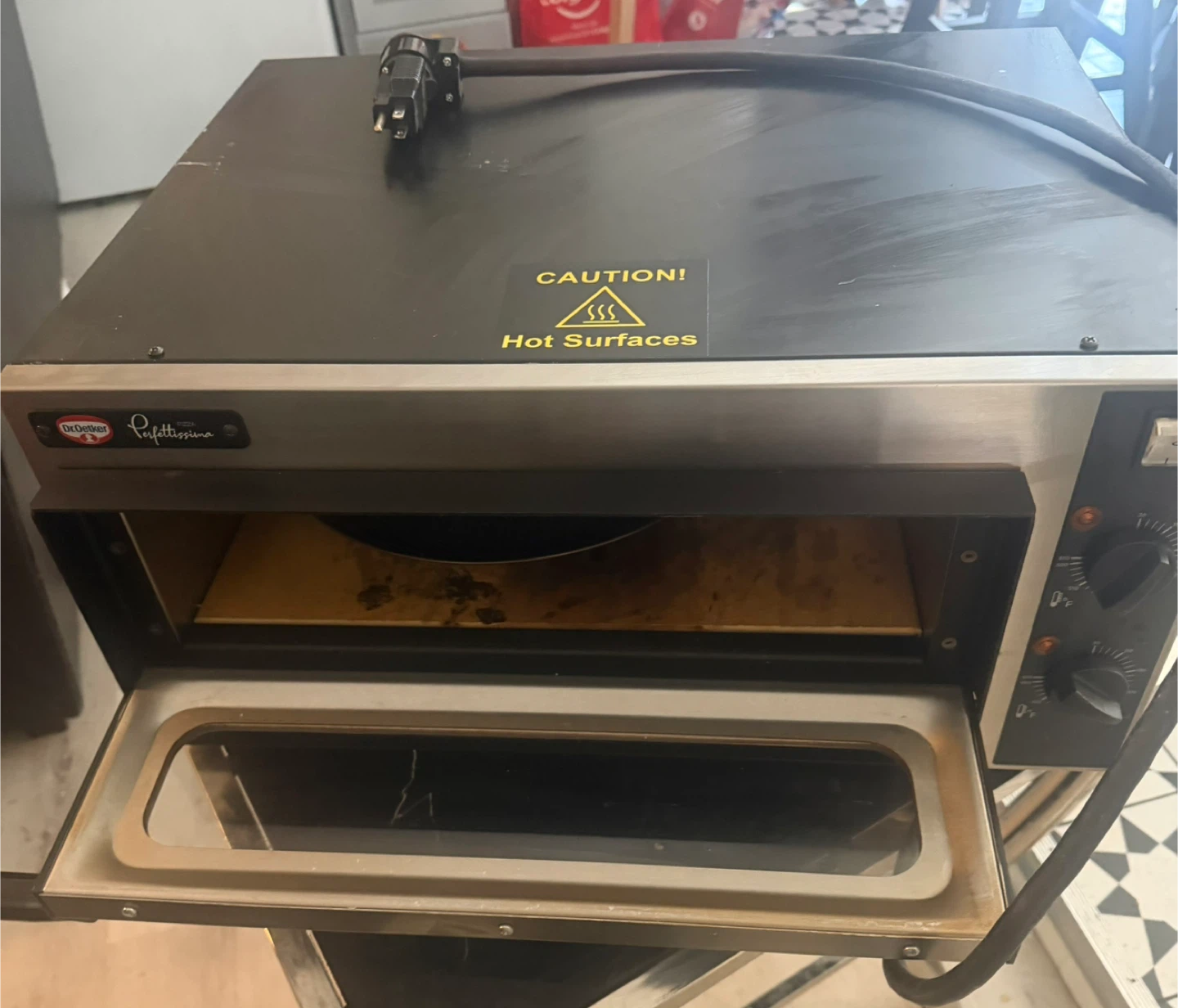 Ooni Pizzaiolo Pizza Oven
