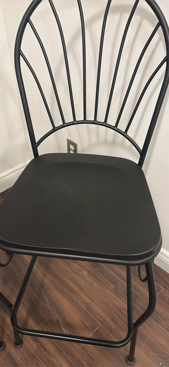 Pair of Black Metal Bar Stools with Fan Back - photo 5