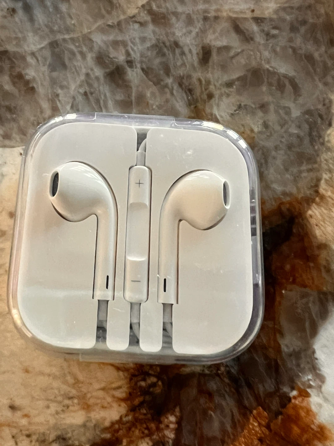 Brand New Apple Earphones