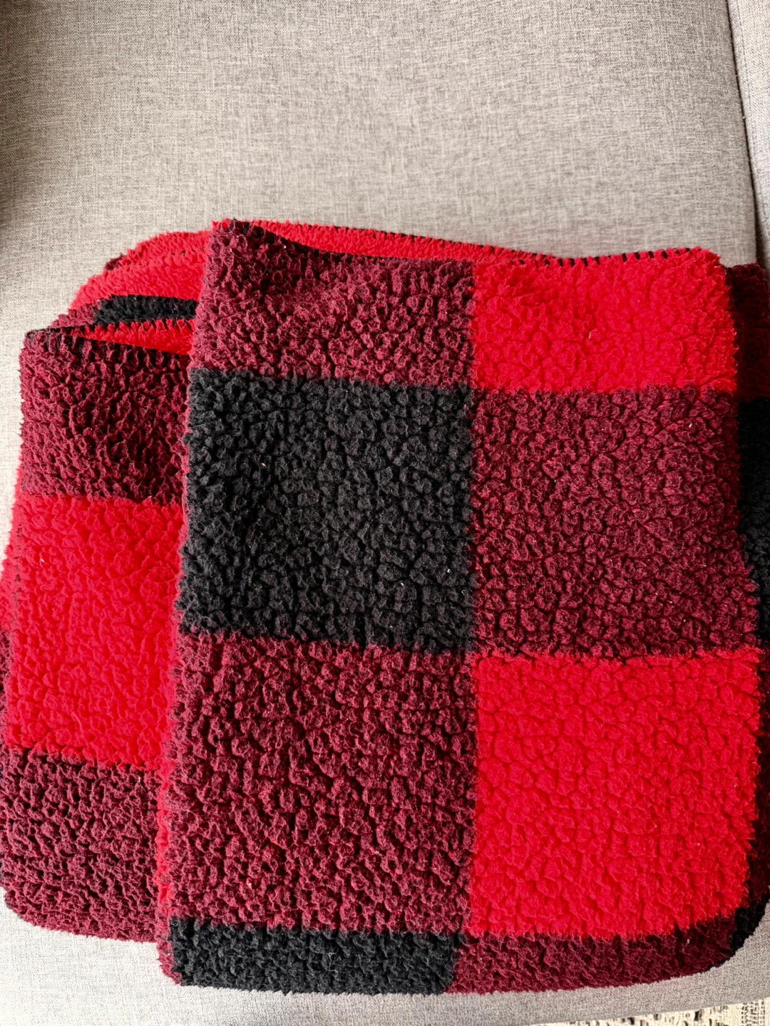 OUI Sherpa Buffalo Check Throw Blanket - photo 3