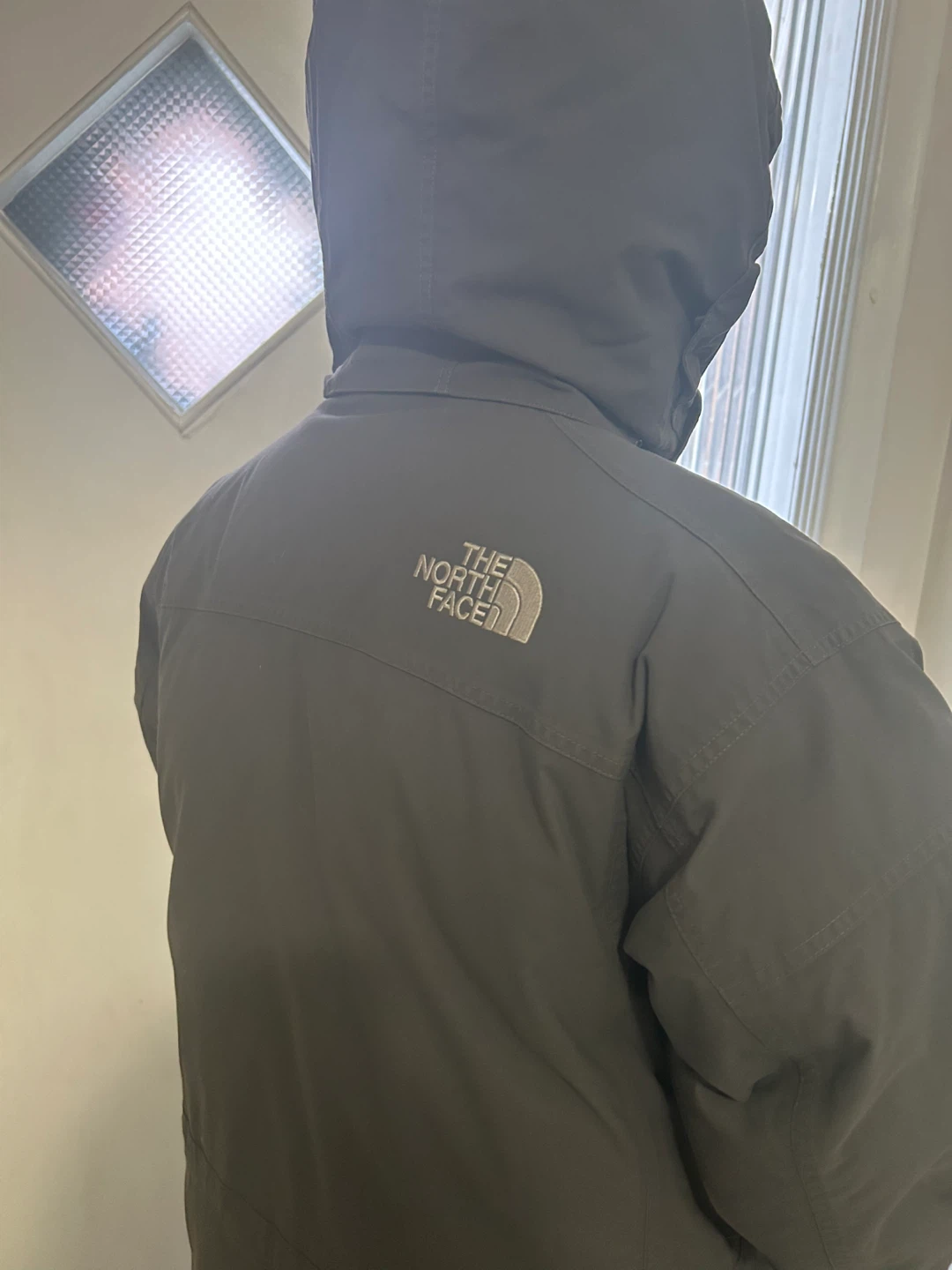 The North Face Men's Grey Parka Jacket - photo 2
