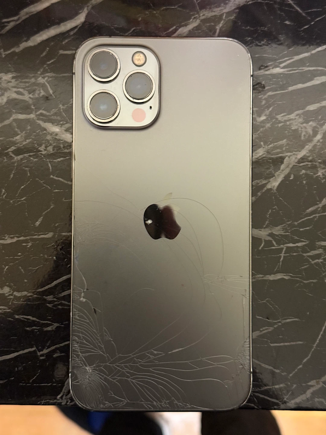 Apple iPhone 12 Pro Max (Cracked Screen) - Graphite - photo 3