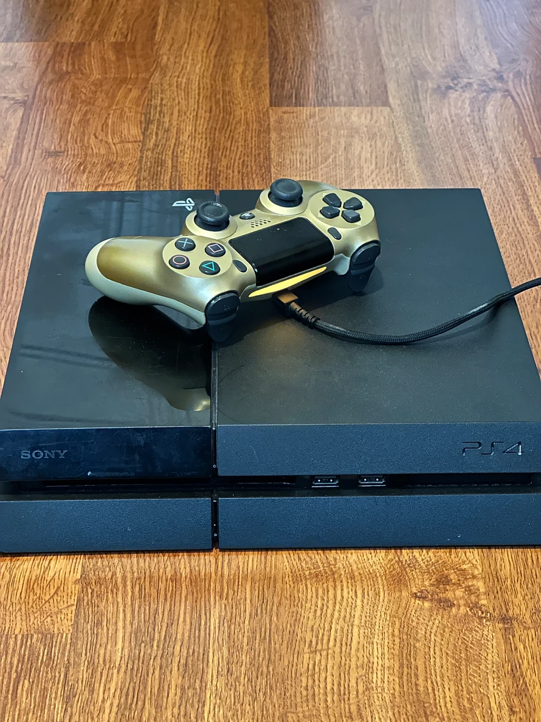 PS4 With 2 Controllers - photo 2
