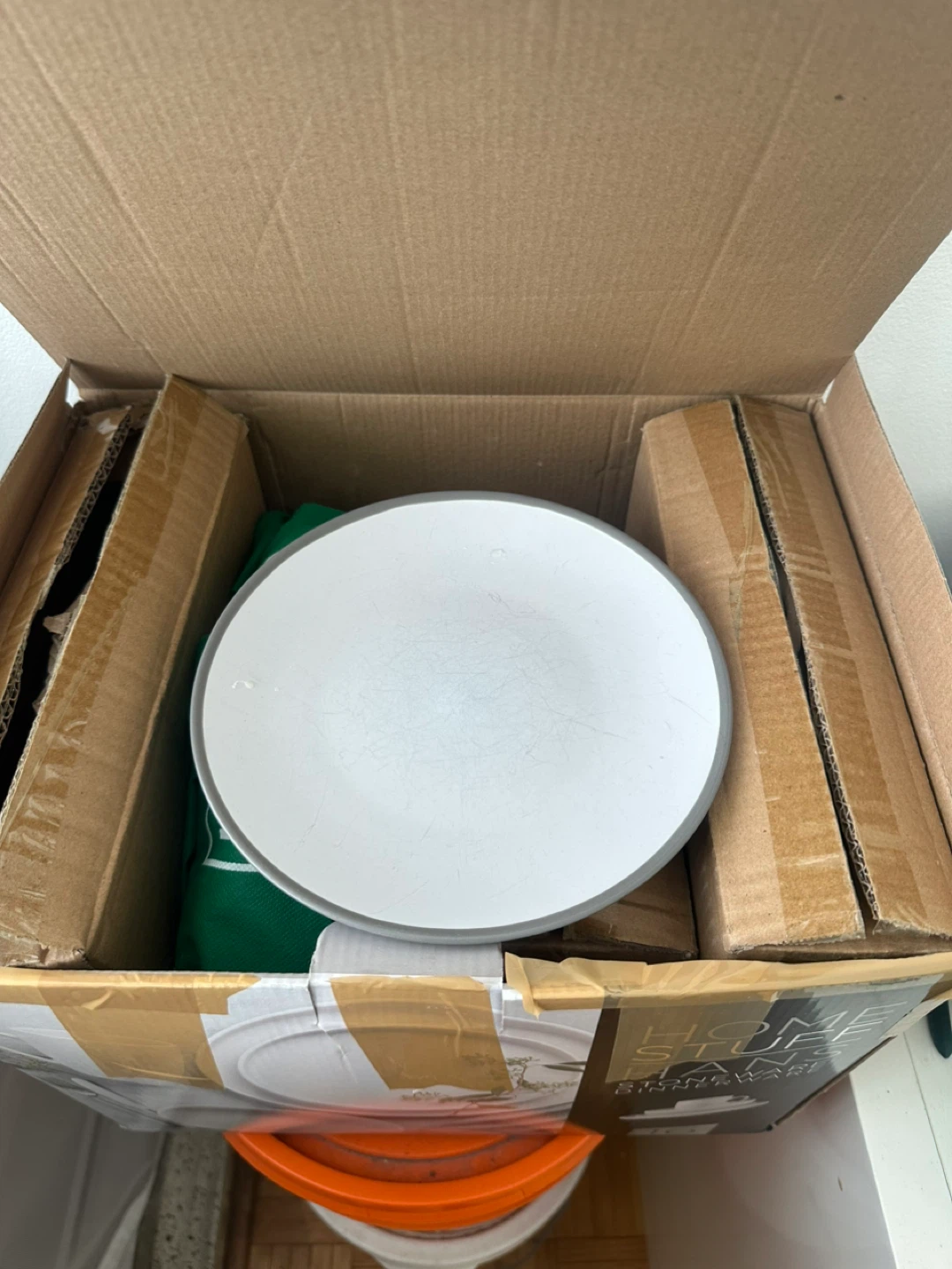 Dinnerware Plates