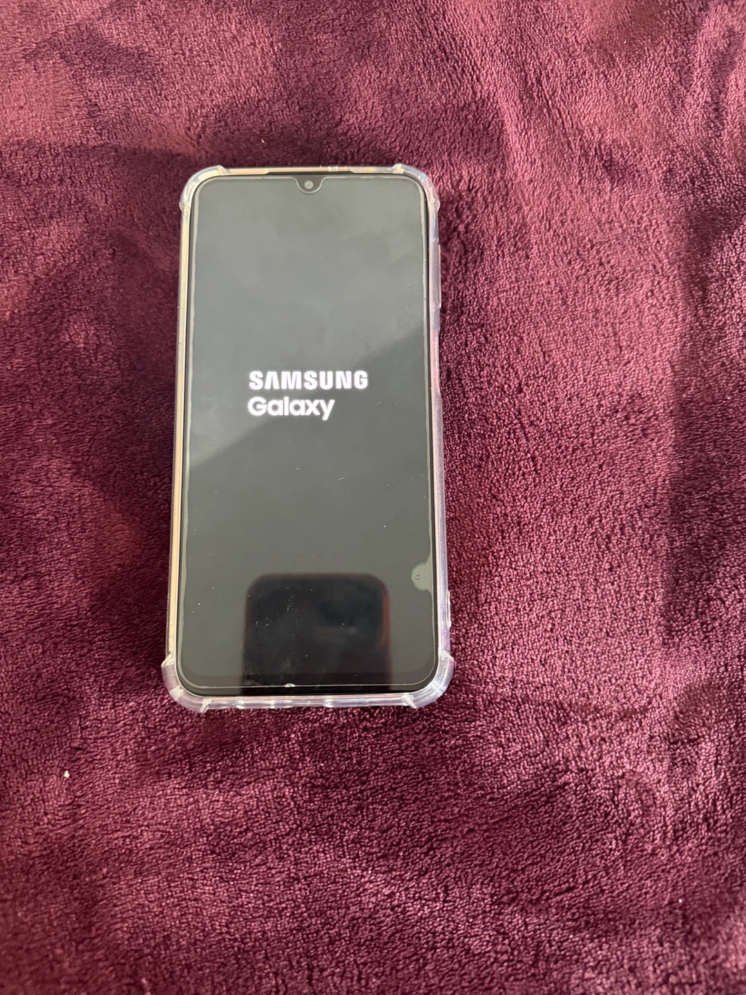 Samsung Galaxy Smartphone with Clear Case - photo 3