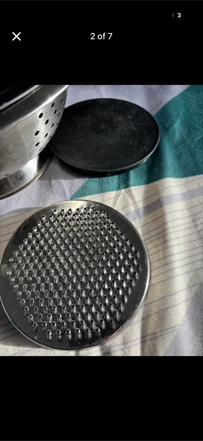 Mixing bowl , colander plus grater - photo 3