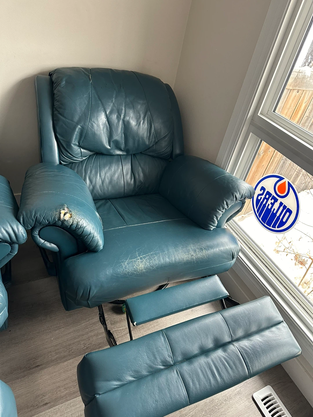 Teal Leather Reclining Sofa and Chair - photo 4
