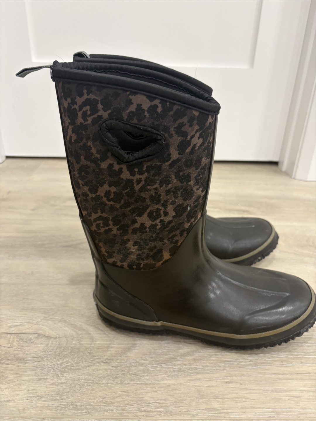 Bogs Boots Size 6 - photo 3
