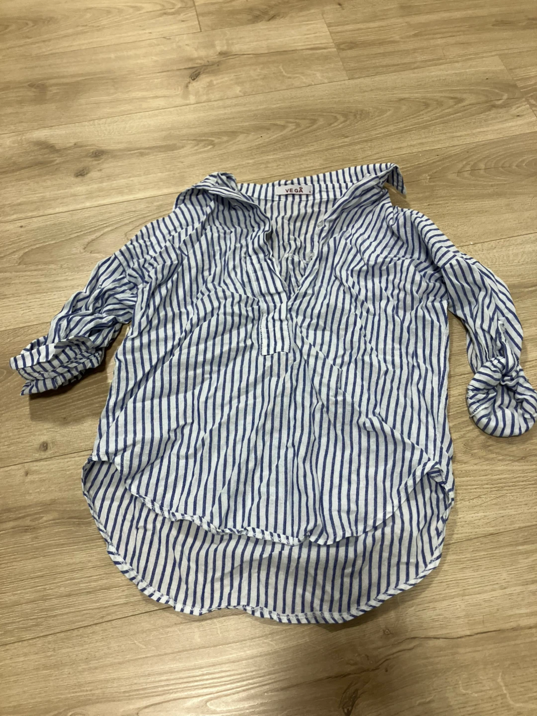 Striped top long sleeve blouse button shirt garage sale - photo 2