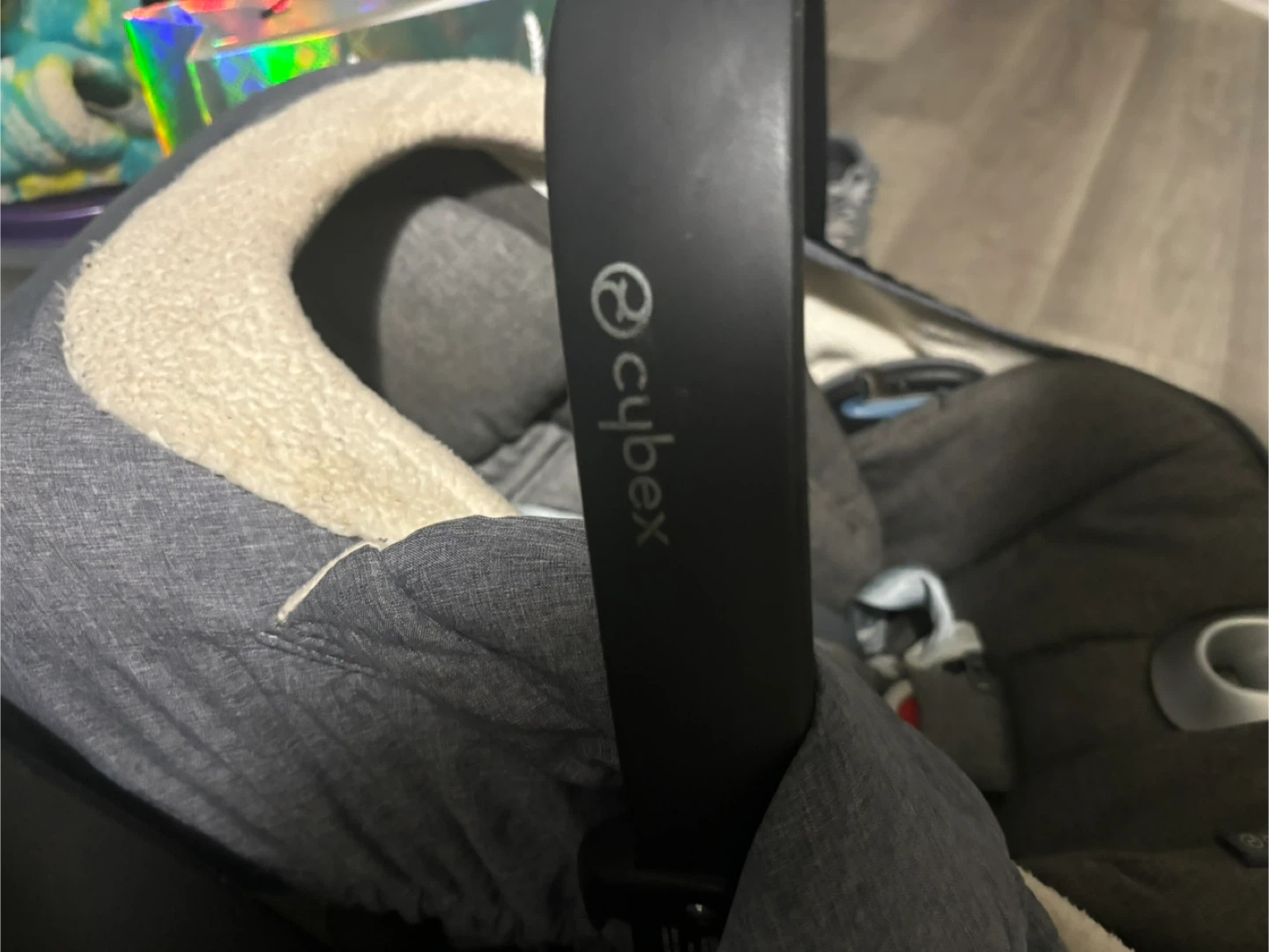 Cybex Infant Car Seat with Base - photo 3