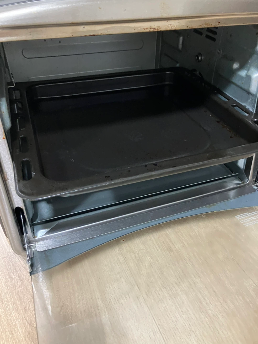 Black toaster oven garage sale - photo 5