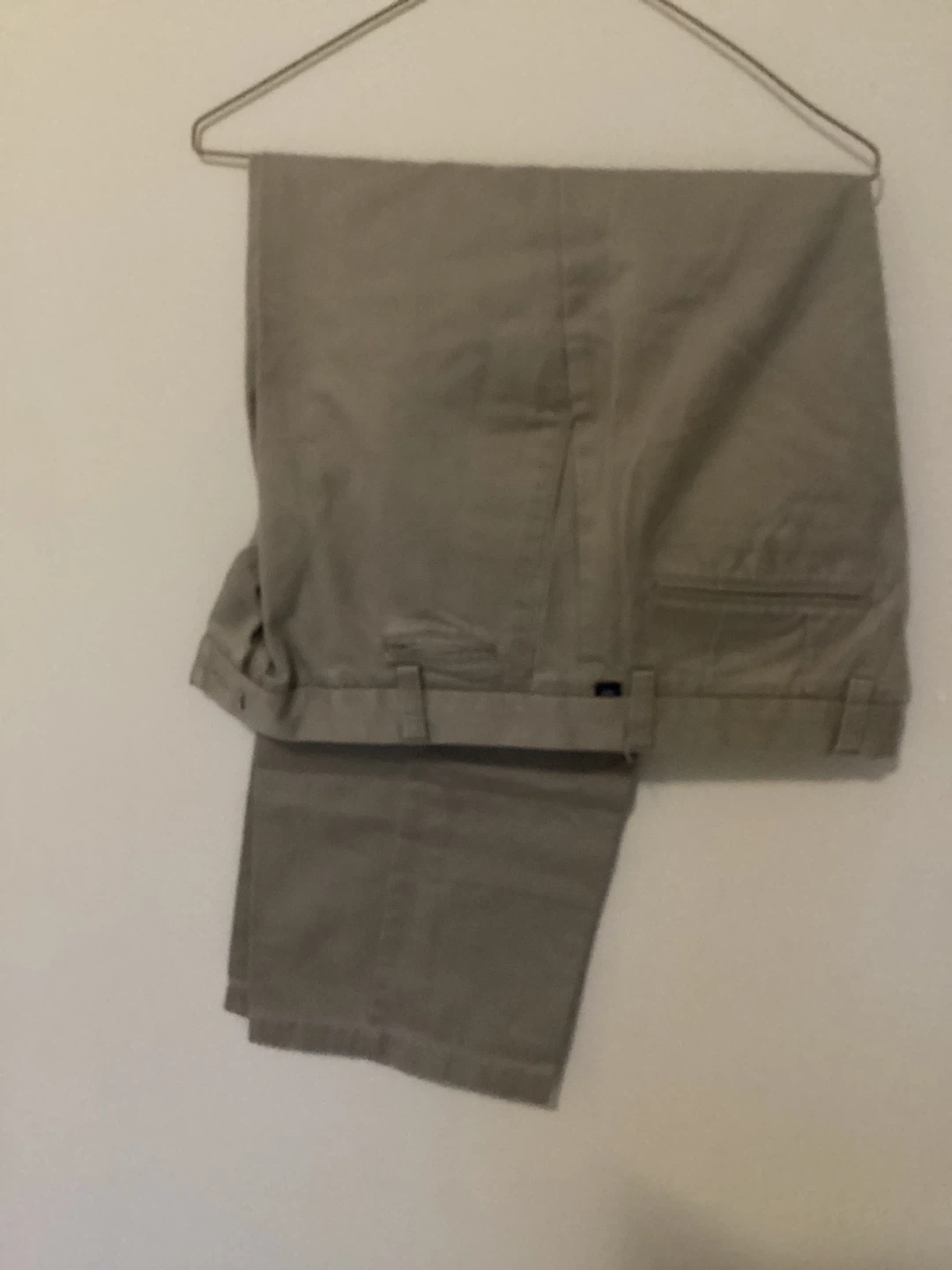 Dockers Flat Front Chinos Khaki Pants Size 34 waist  long 30