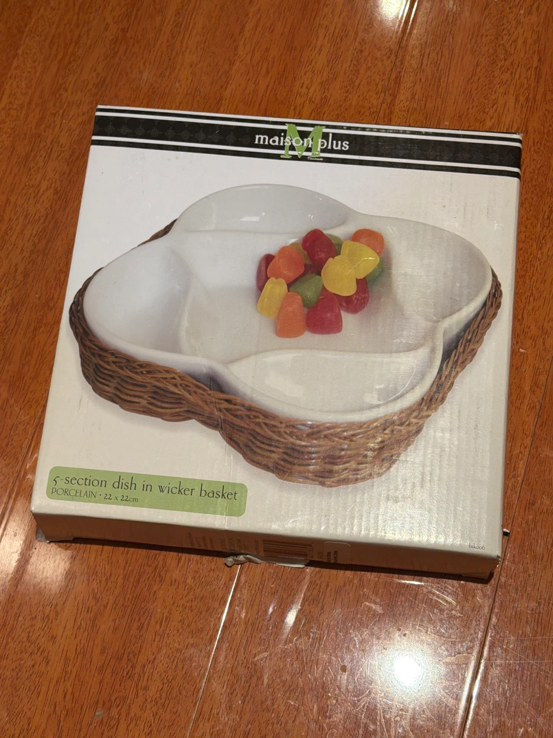 Maison Plus 5-Section Dish in Wicker Basket