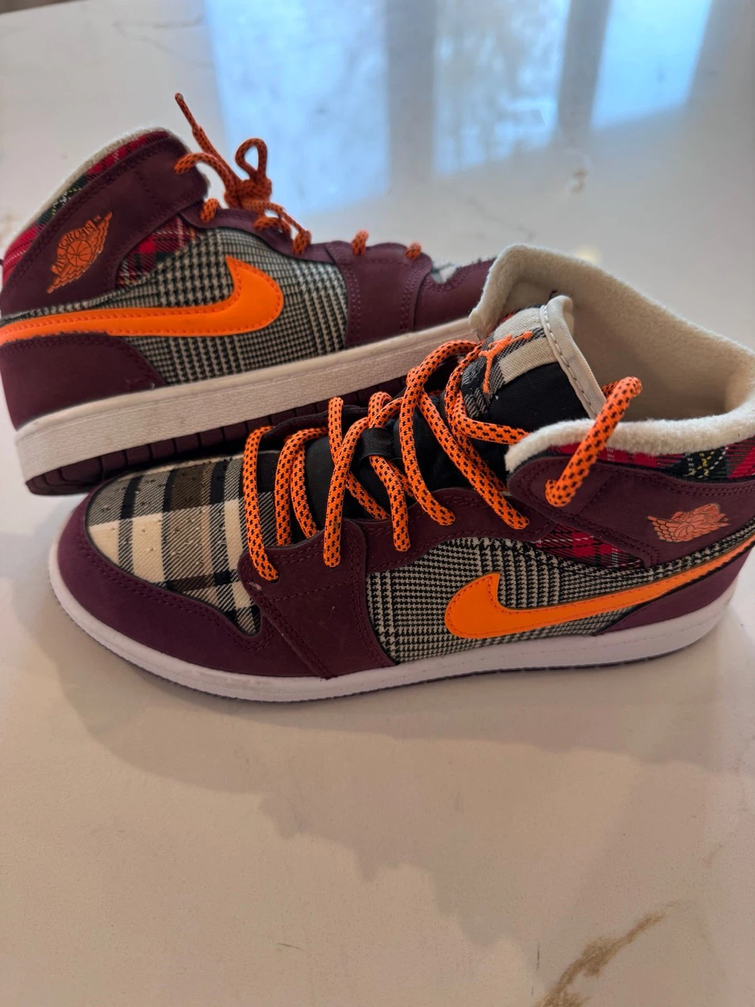 Air Jordan 1 Mid SE "Fearless"