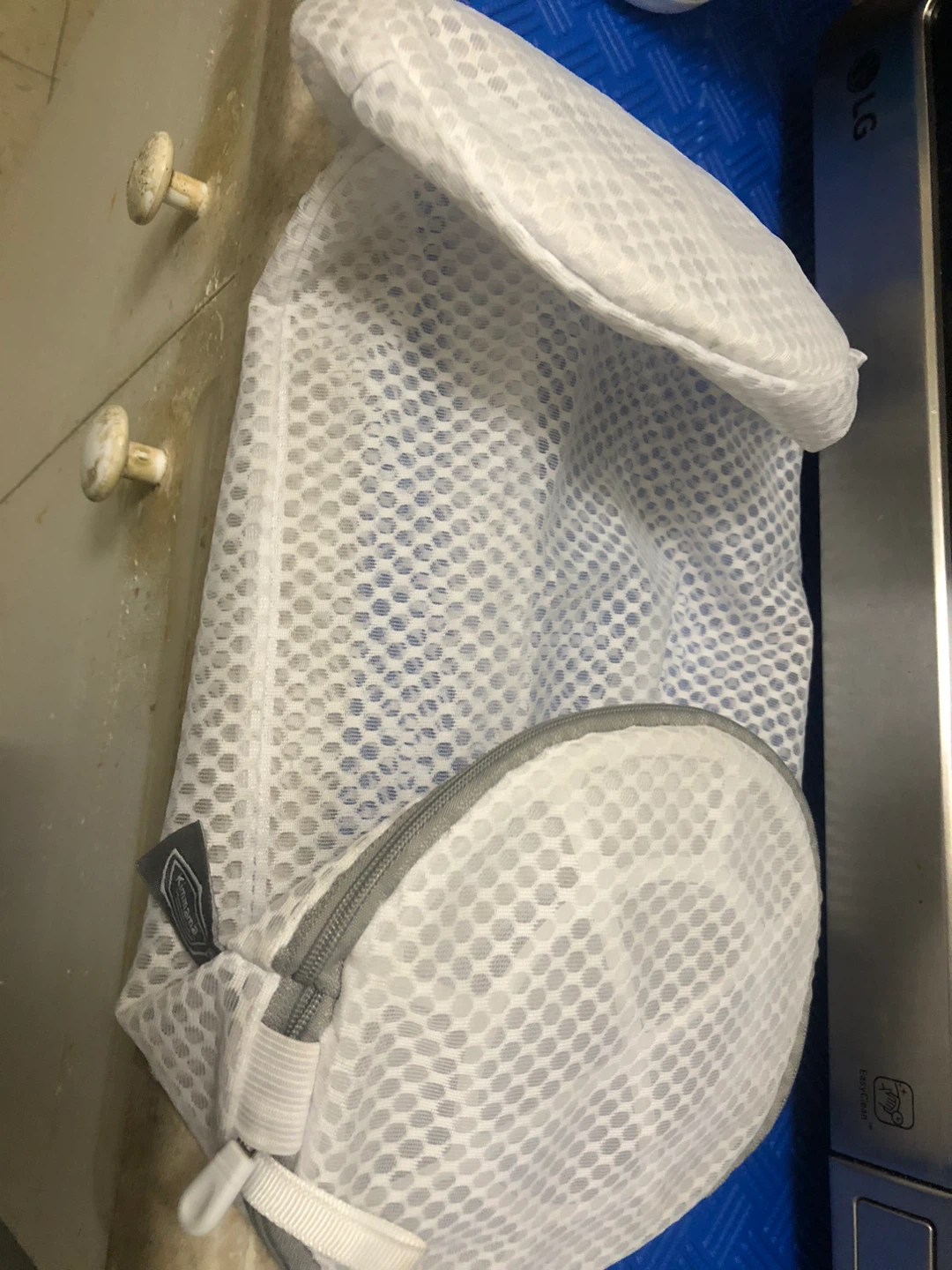 New -White Mesh Laundry shoe Bag with Zipper - photo 2