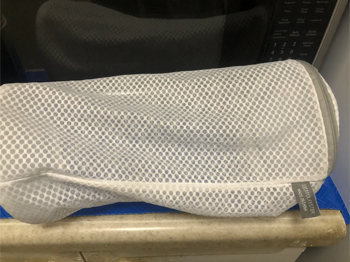 New -White Mesh Laundry shoe Bag with Zipper - photo 3