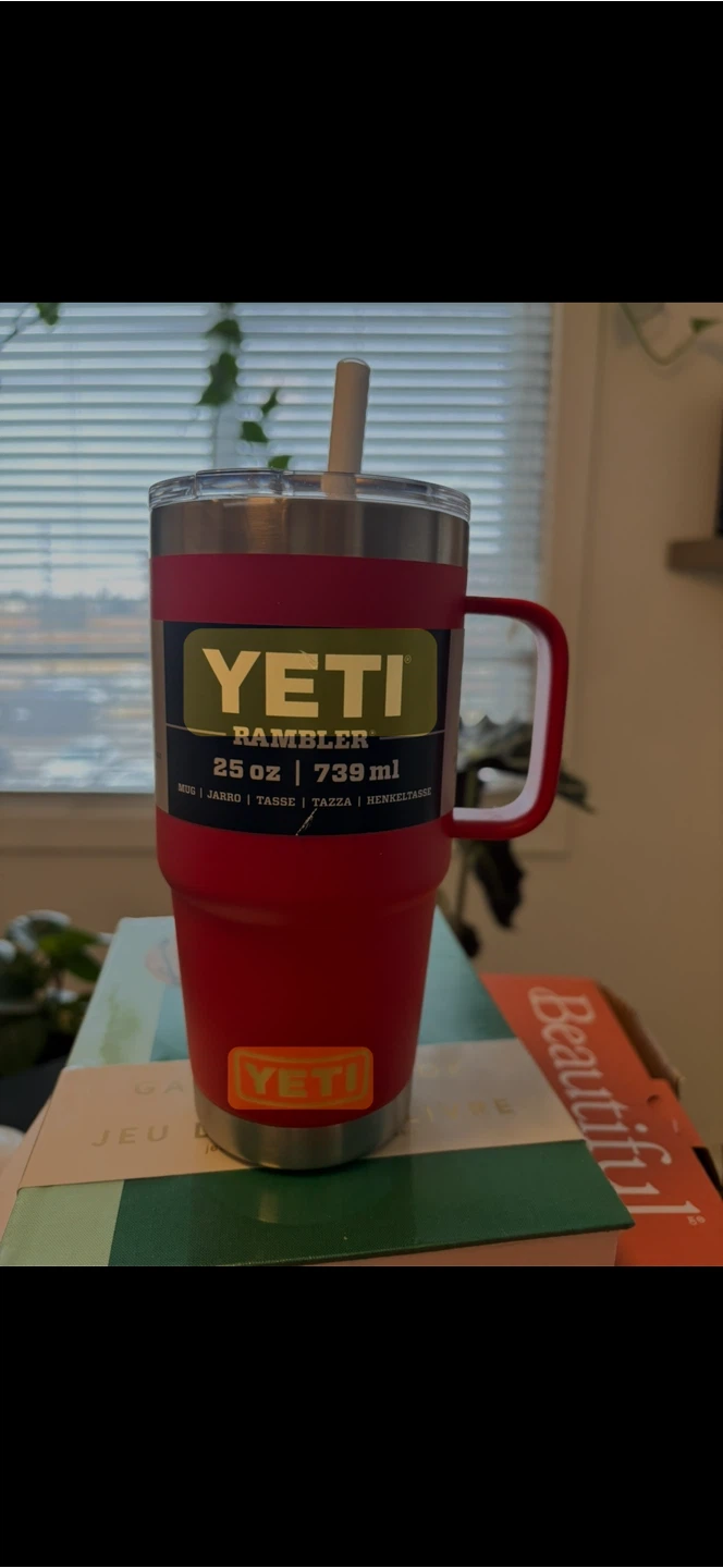 Yeti Rambler 25 oz Mug with Straw - Red