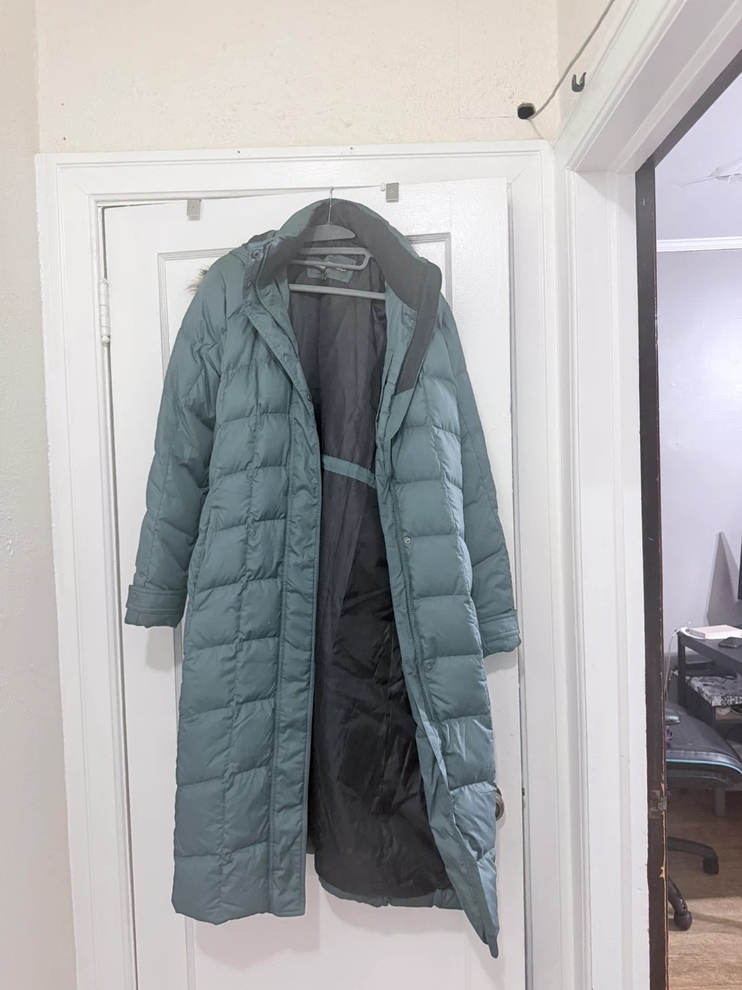 Eddie Bauer Women's Long Down Parka - photo 2