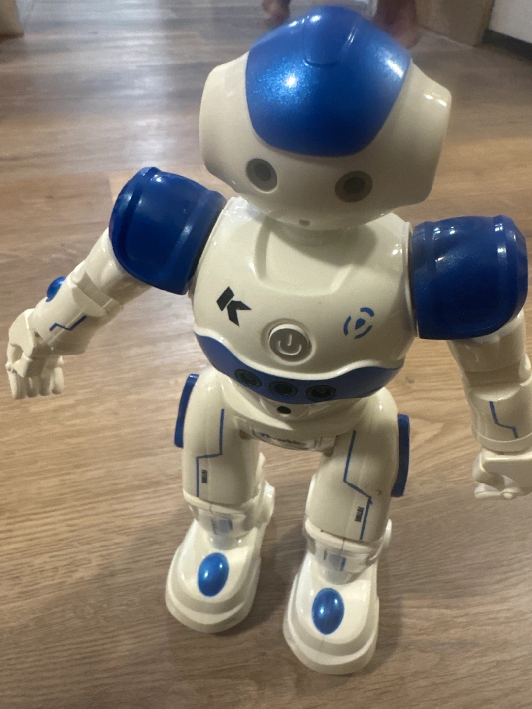 CADY WIDA INTELLIGENT GESTURE CONTROL WALK TALK ROBOT - photo 2