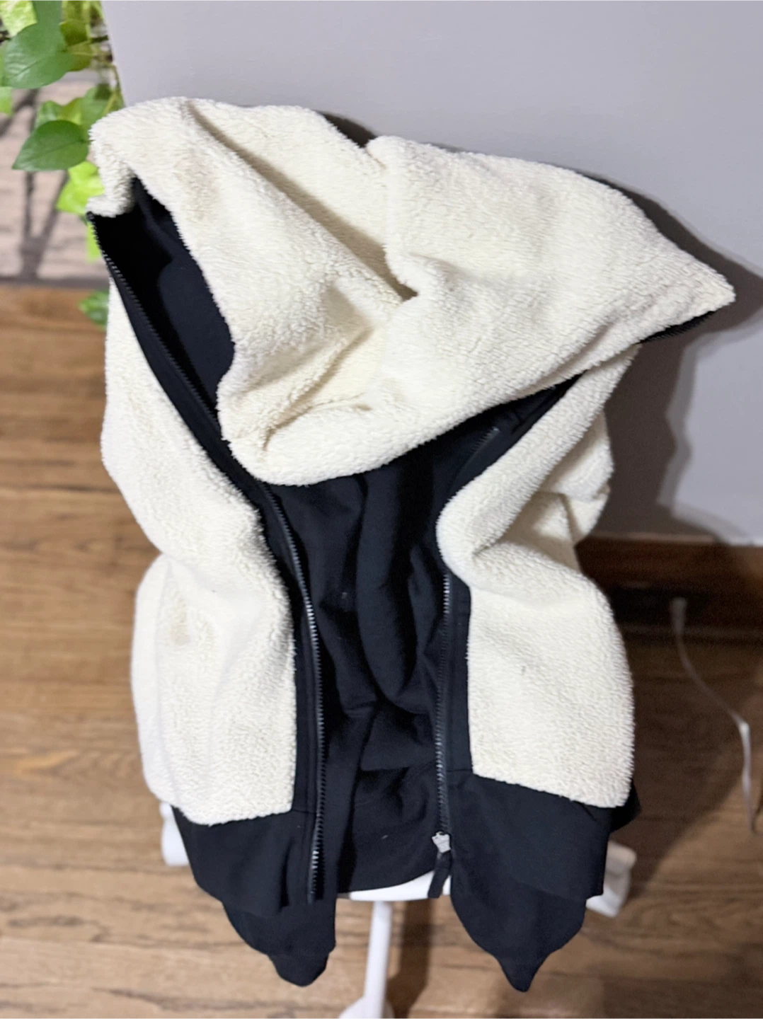 Eddie Bauer Fleece Lined Jacket - photo 2