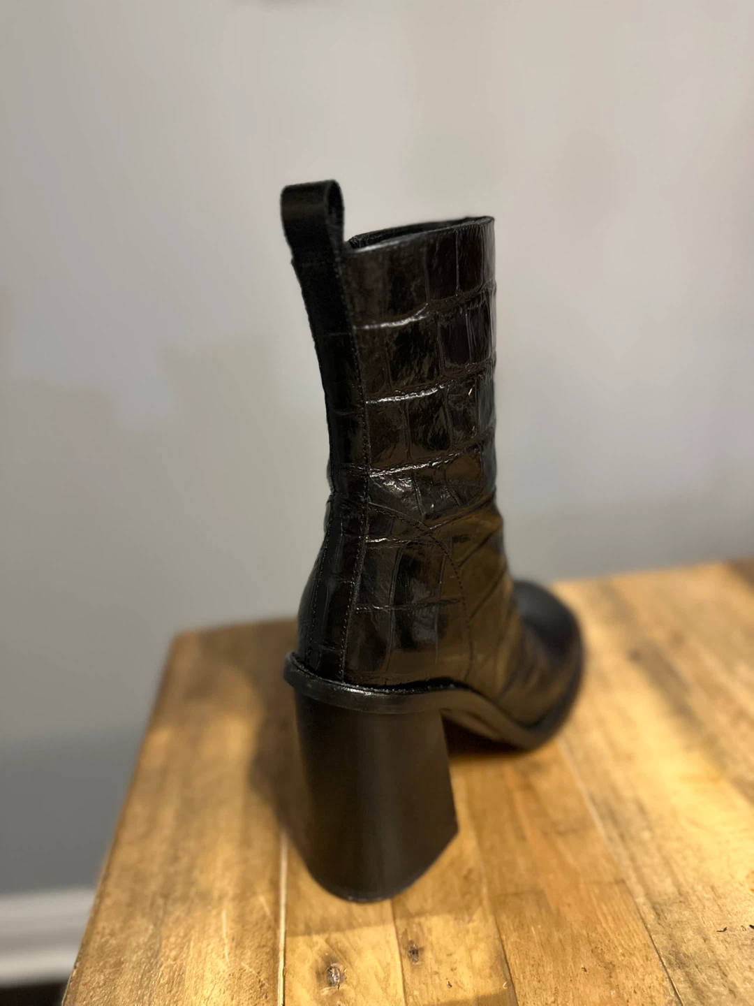 Black Croc Leather Heeled Boots - photo 2